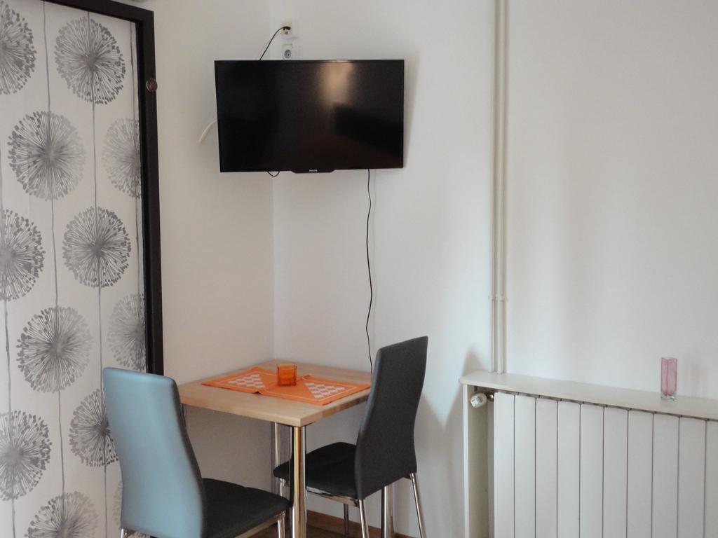 Guesthouse Apartment Bozica Бол Стая снимка