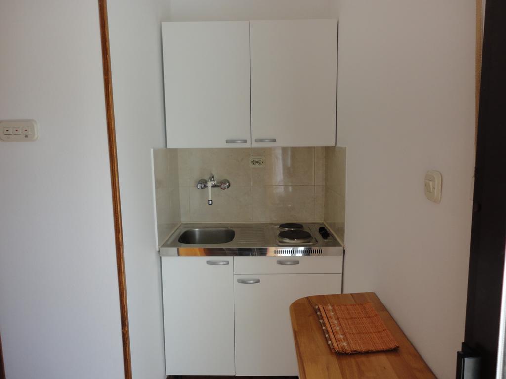 Guesthouse Apartment Bozica Бол Стая снимка